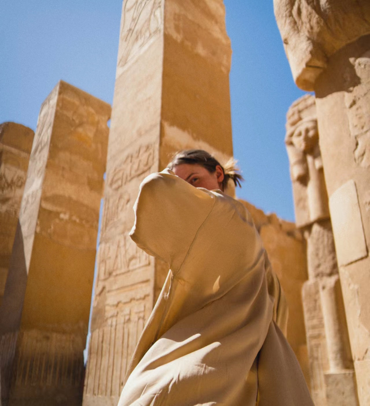 OQQ's Tights Wearing Guide