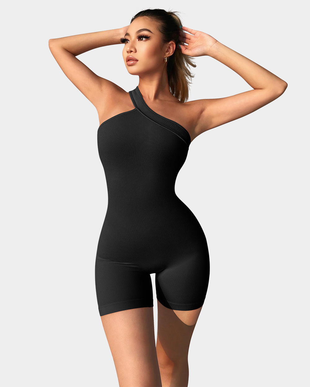 Slightly sloped collar Rompers de OQQ